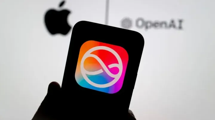 Siri'de Yeni Dönem: ChatGPT ve Claude Entegrasyonu Gündemde