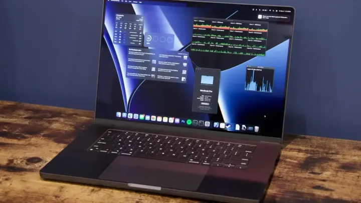 Apple'ın Yeni MacBook Pro Planı Ortaya Çıktı: M7 İşlemci İçin Tarih Verildi