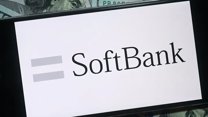 SoftBank, OpenAI yatırımları için 11,9 milyar dolarlık kredi sağladı.