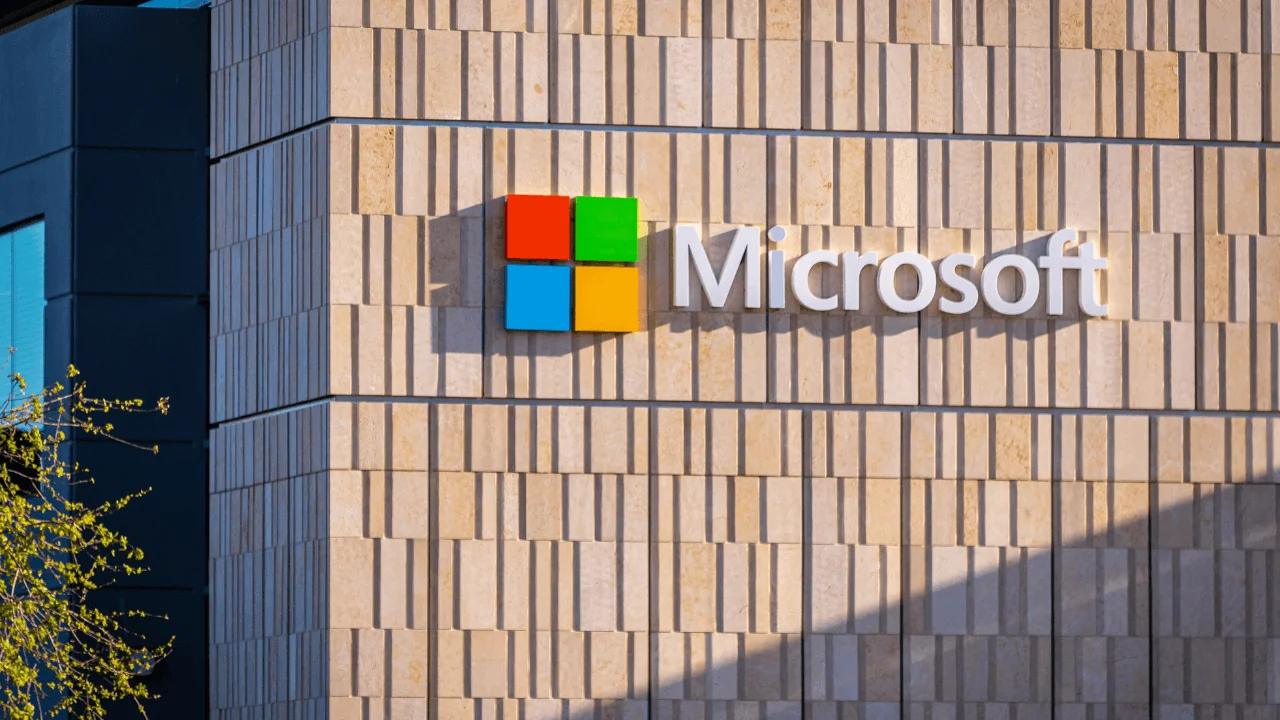 Microsoft, People Inc. ile yapay zeka içerik lisans sözleşmesi imzaladı.