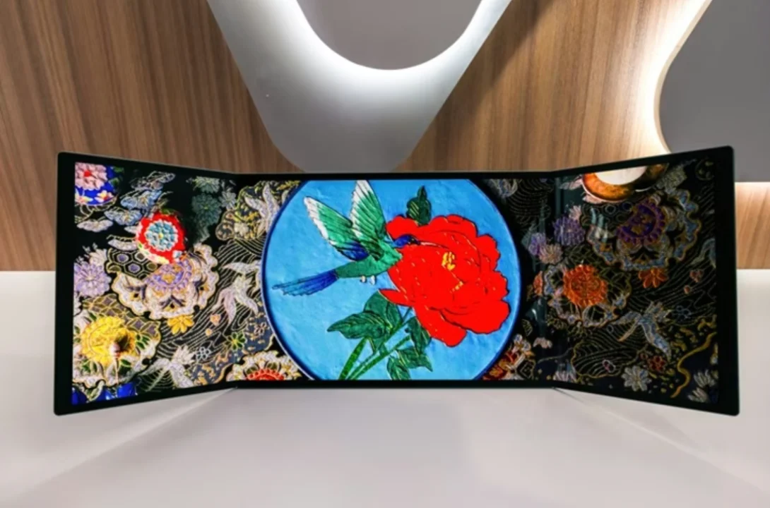 TCL, MWC 2026’da Yeni OLED Ekran Teknolojilerini Tanıttı