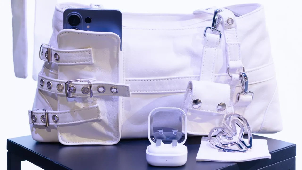 Samsung’dan Lüks Hamle: Galaxy S26 Ultra İçin Özel Tasarım Çanta Tanıtıldı