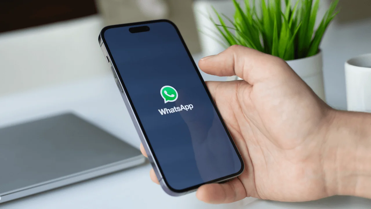 WhatsApp'ta casus yazılım içeren sürümü indiren kullanıcılar uyarılıyor.