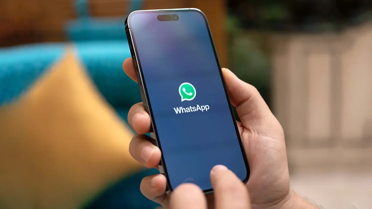 WhatsApp'tan Yapay Zekâ İçeriklerine Etiket Dönemi: Yeni Özellik Test Ediliyor
