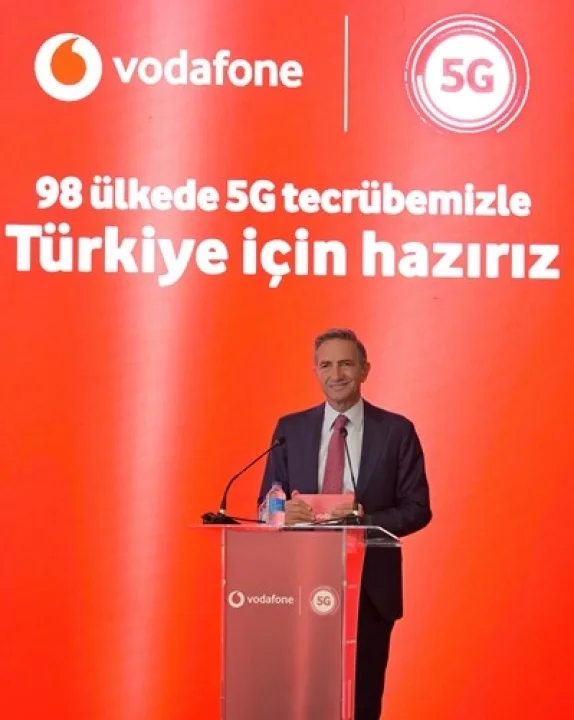 Vodafone Türkiye CEO’su Aksoy: “5G’li Telefonlarda Taksit Sınırı Kalkmalı”