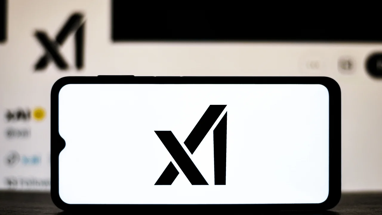 xAI'nin ve X'in yeni CFO'su Anthony Armstrong atandı.